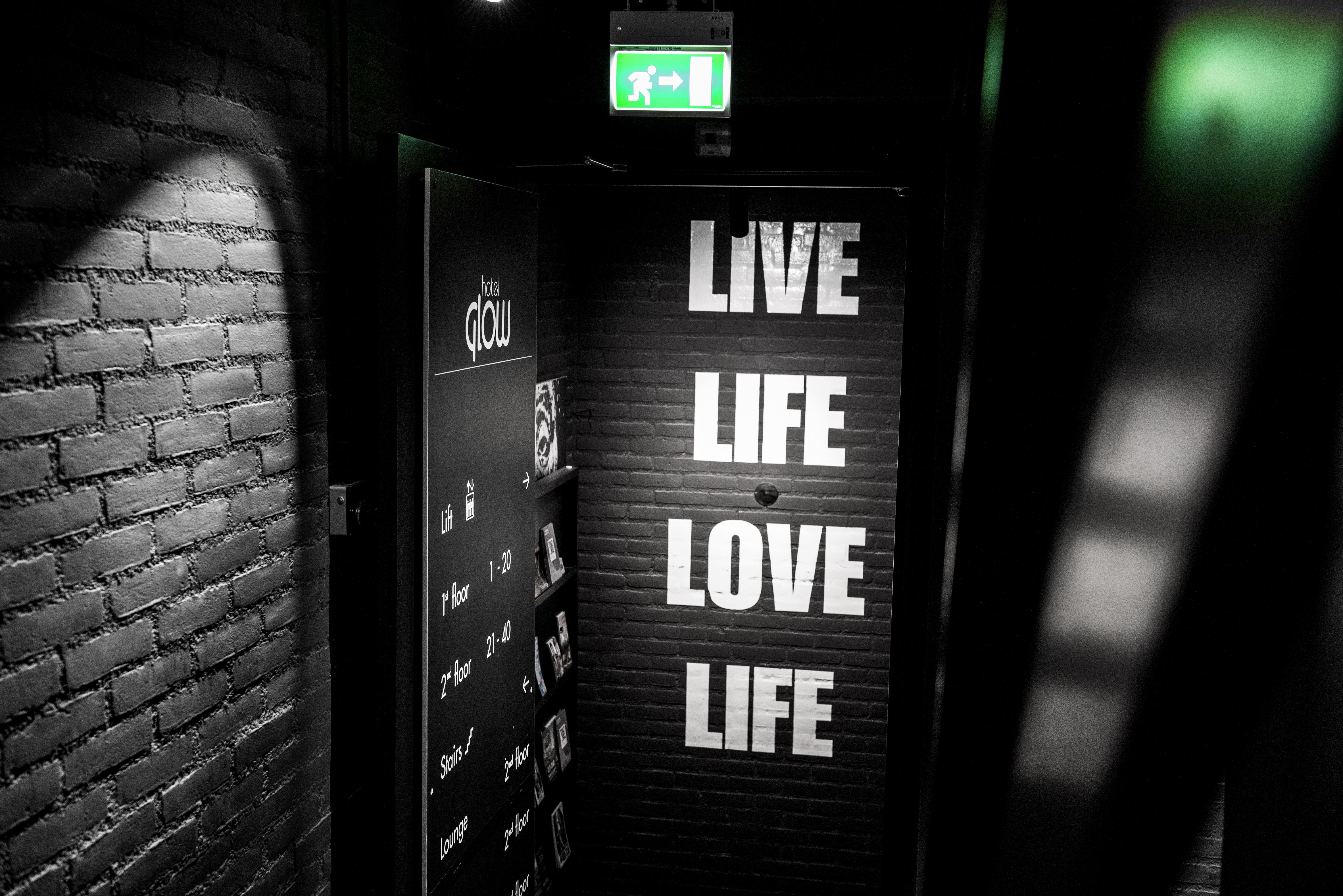 Design Glow Hotel