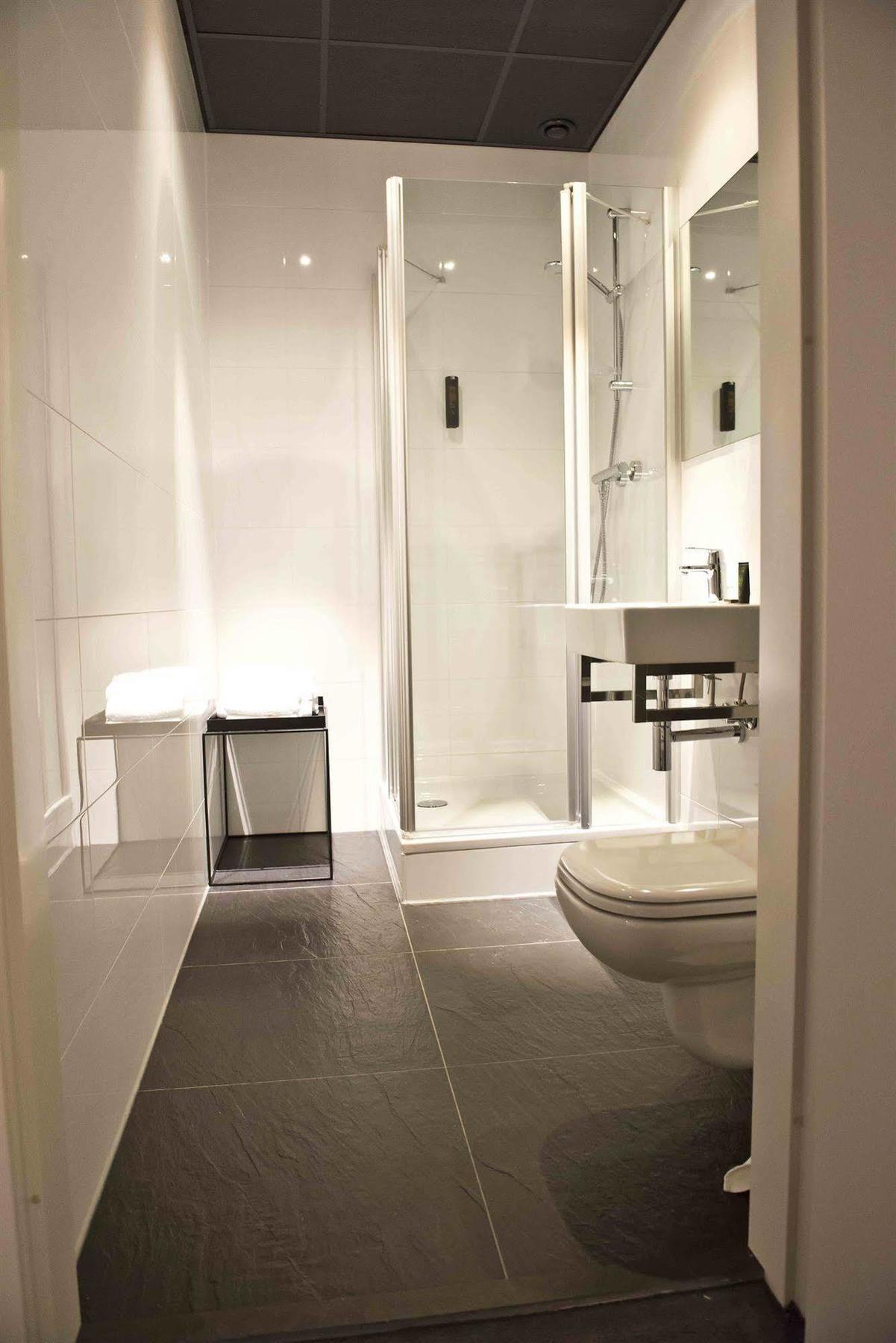 Design Glow 3*